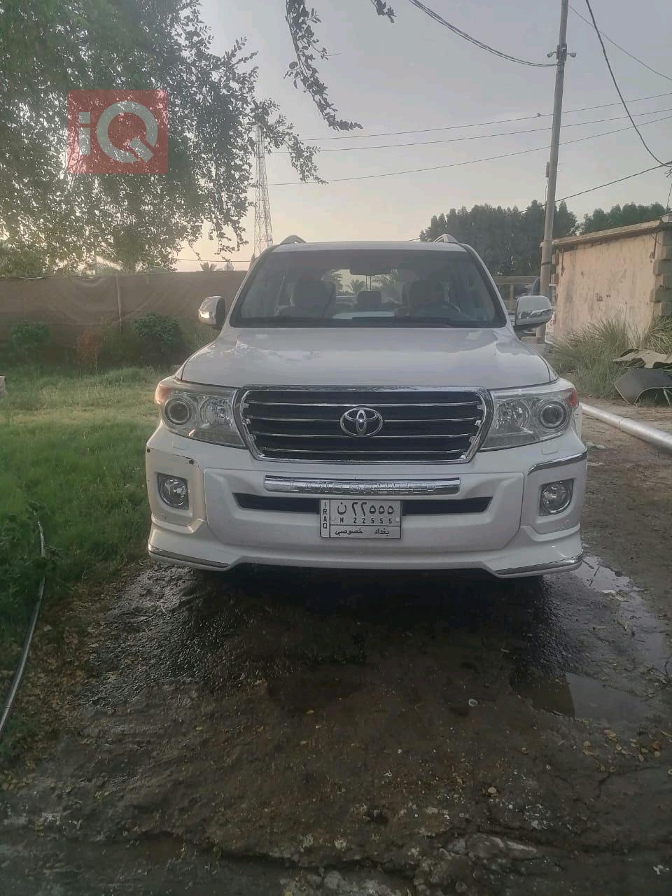 تۆیۆتا لاند کروزەر